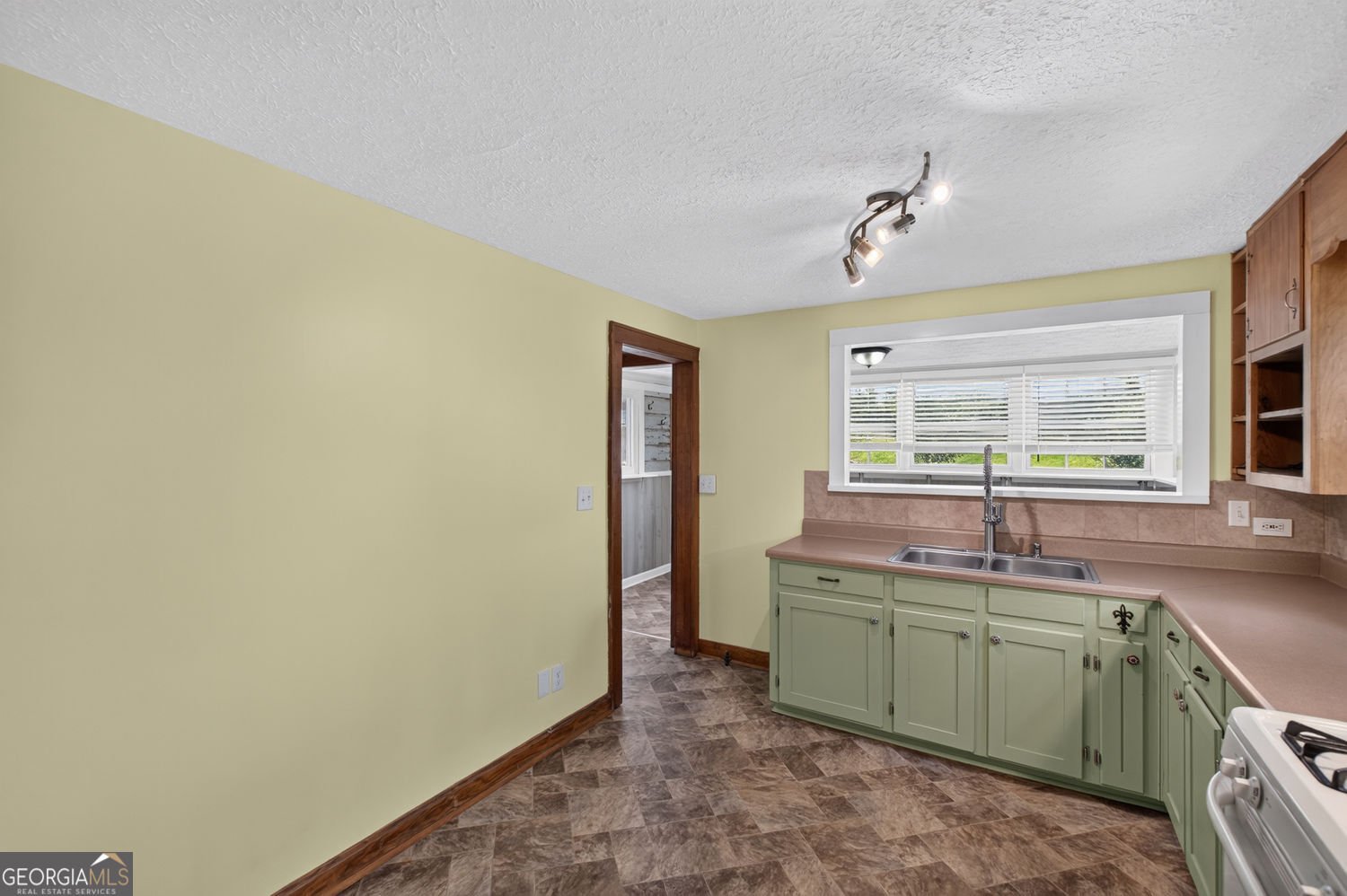 780 North Avenue Hapeville - Photo 19