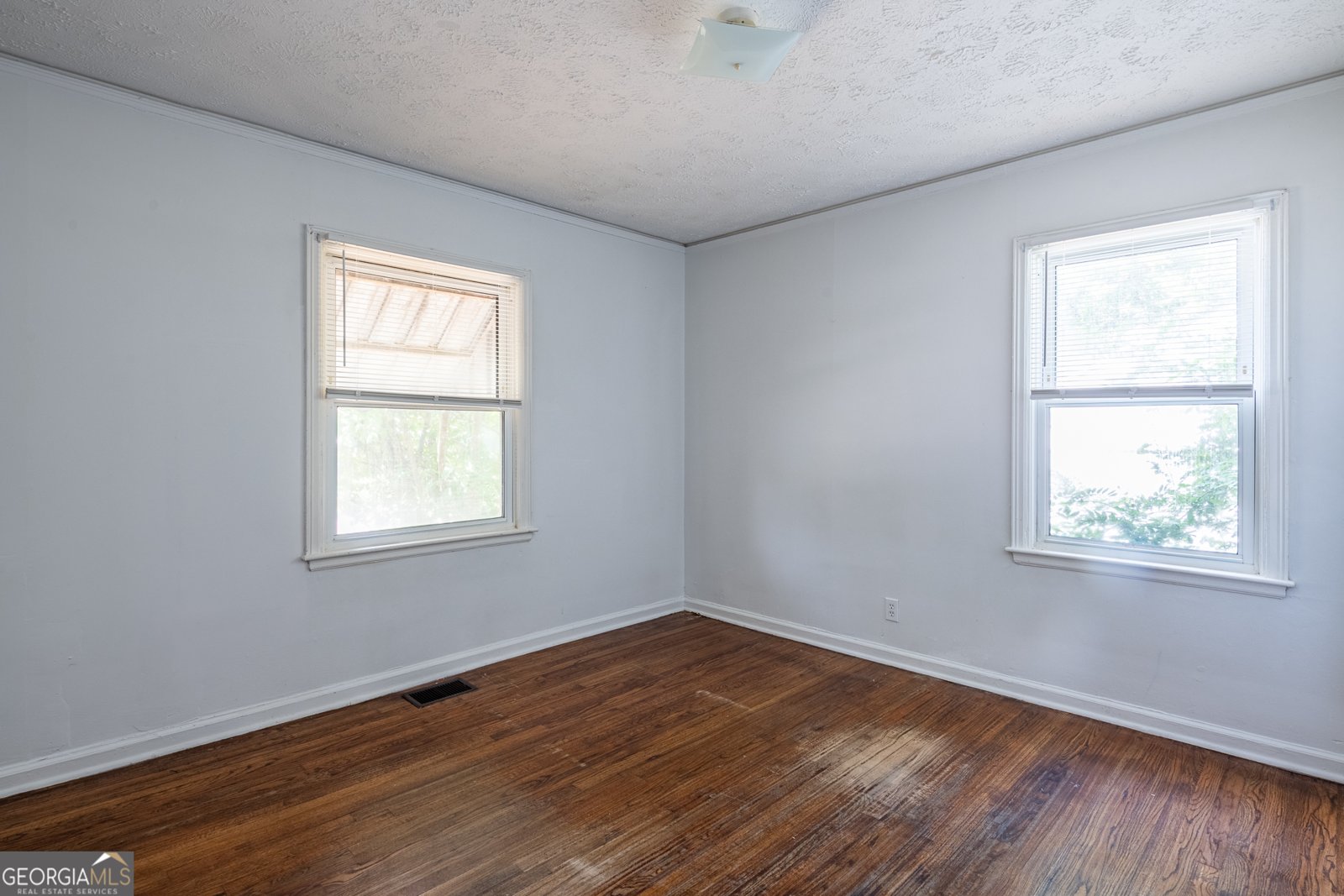 1555 Venetian Drive Atlanta - Photo 11