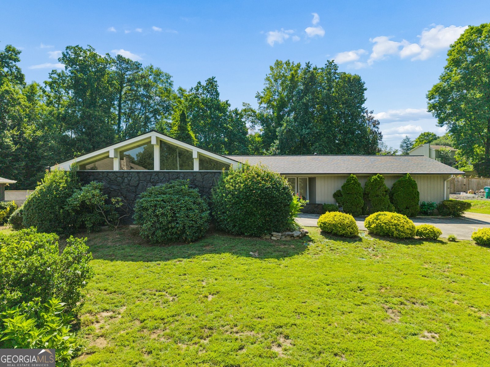 746 Hillwood Drive Marietta - Photo 7