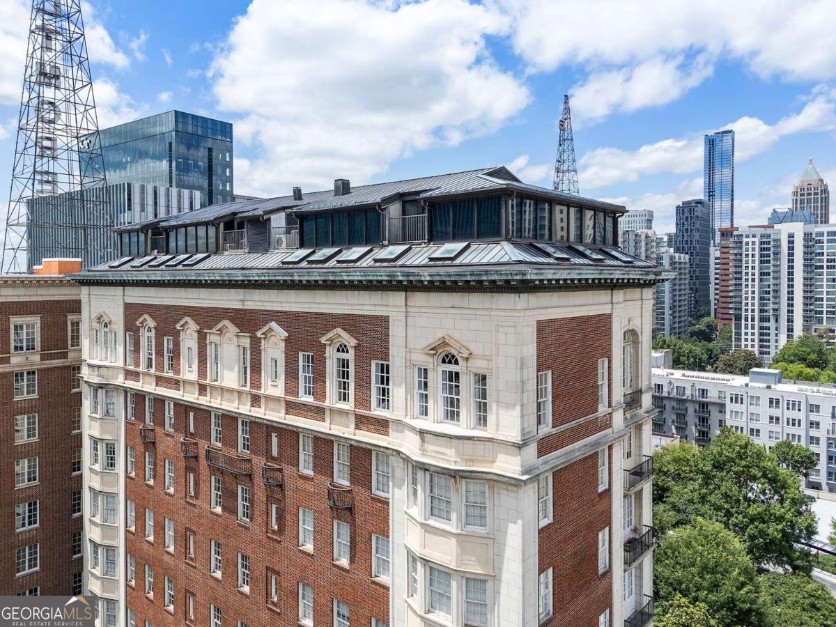 30 5th Street Atlanta - main photo