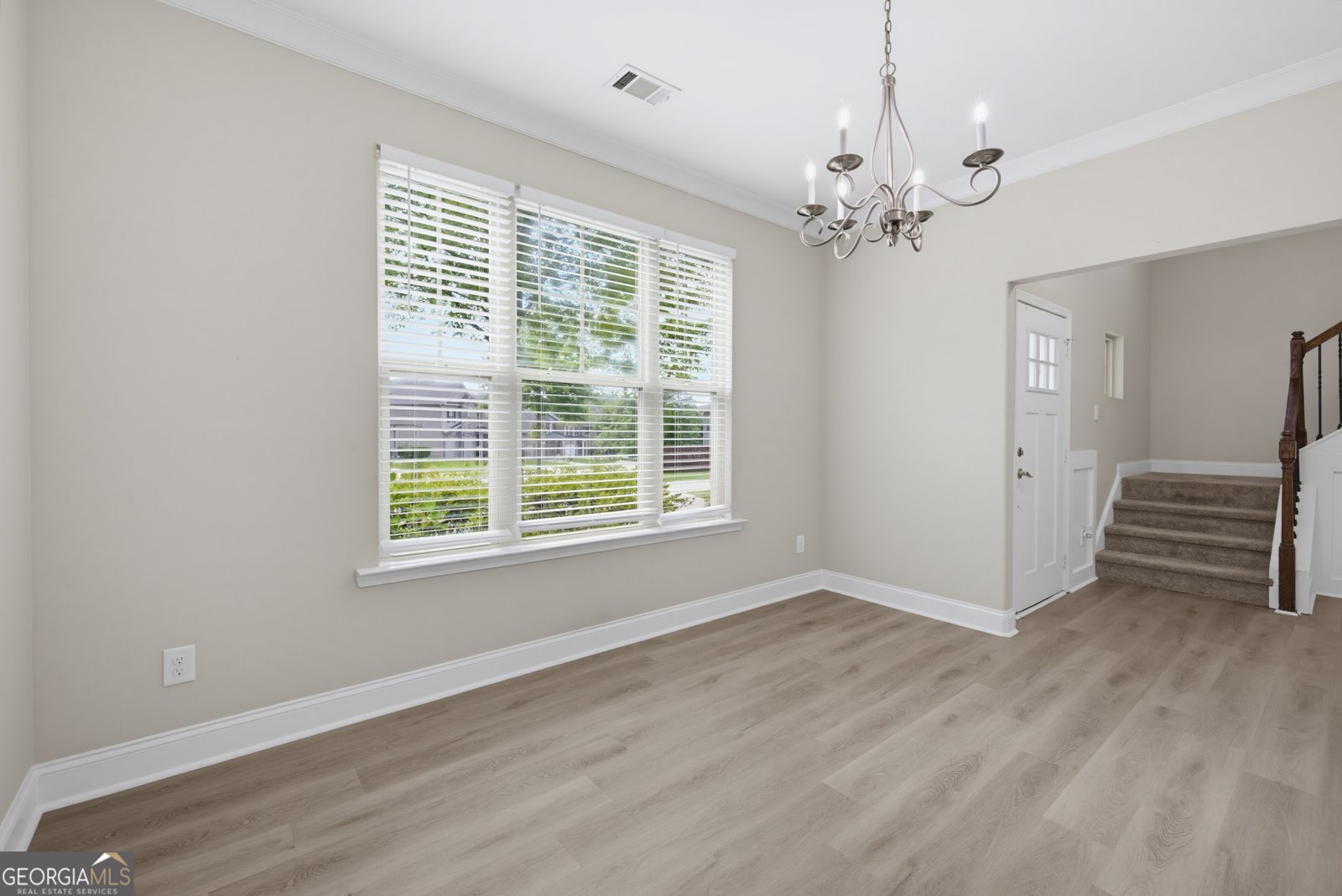 344 Farm Manor Court Lawrenceville - Photo 9