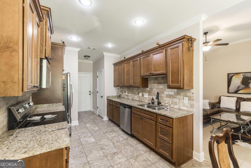 147 Summer Grove Lane Macon - Photo 8
