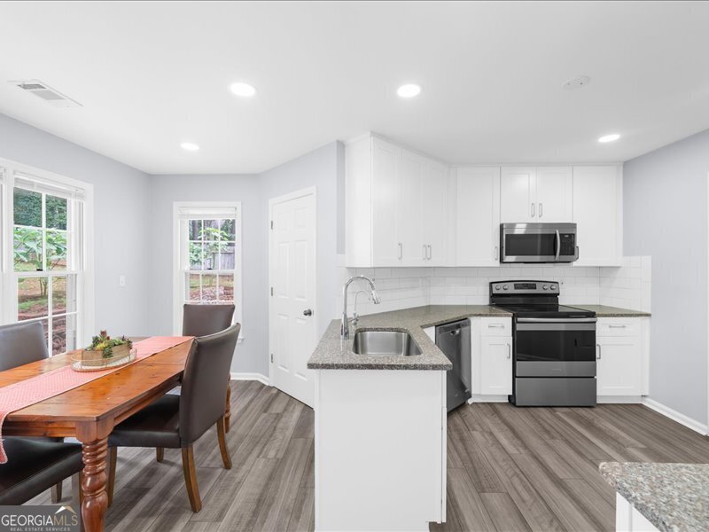 1357 Chatley Way Woodstock - Photo 10