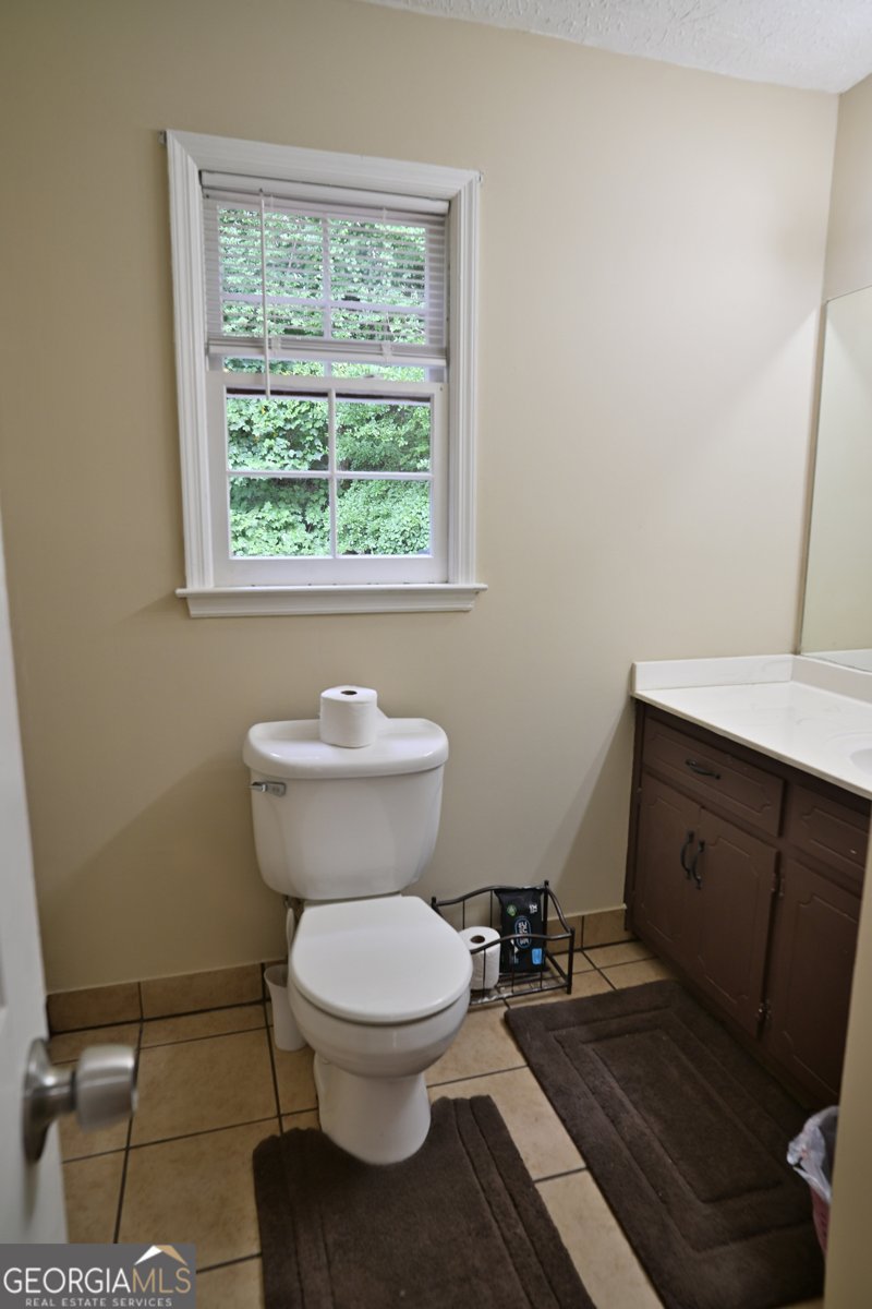 4069 Burnside Lane Lilburn - Photo 9