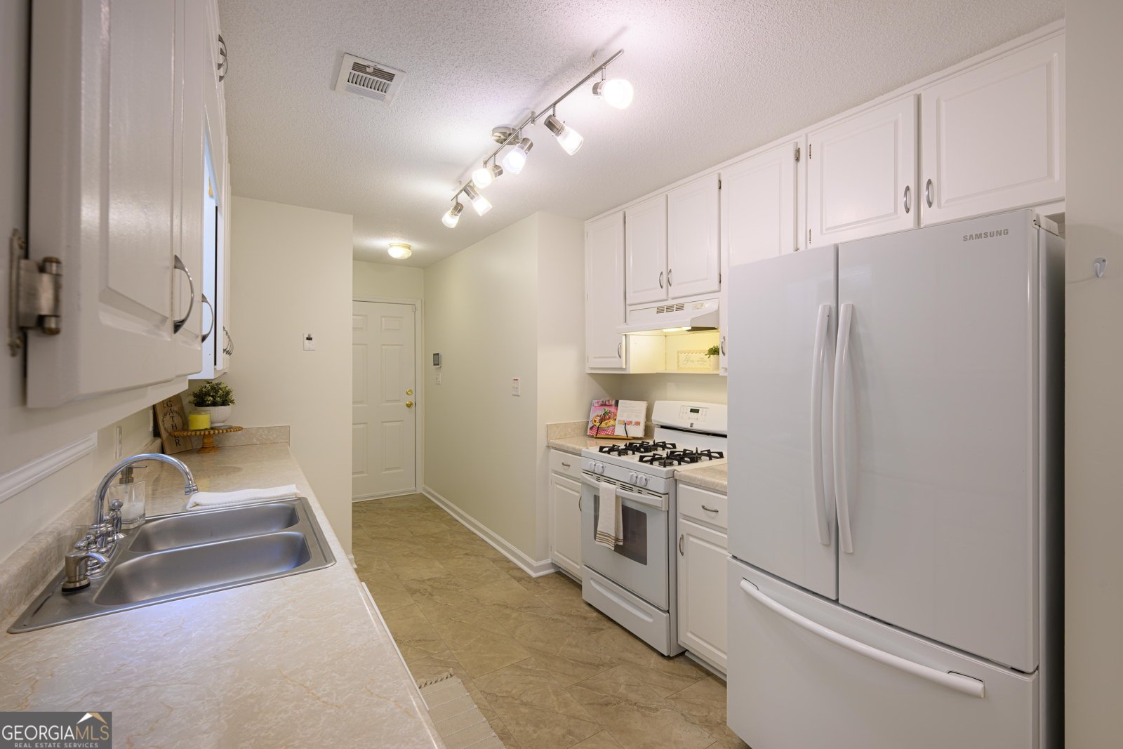 187 Cedar Ridge Road Locust Grove - Photo 14