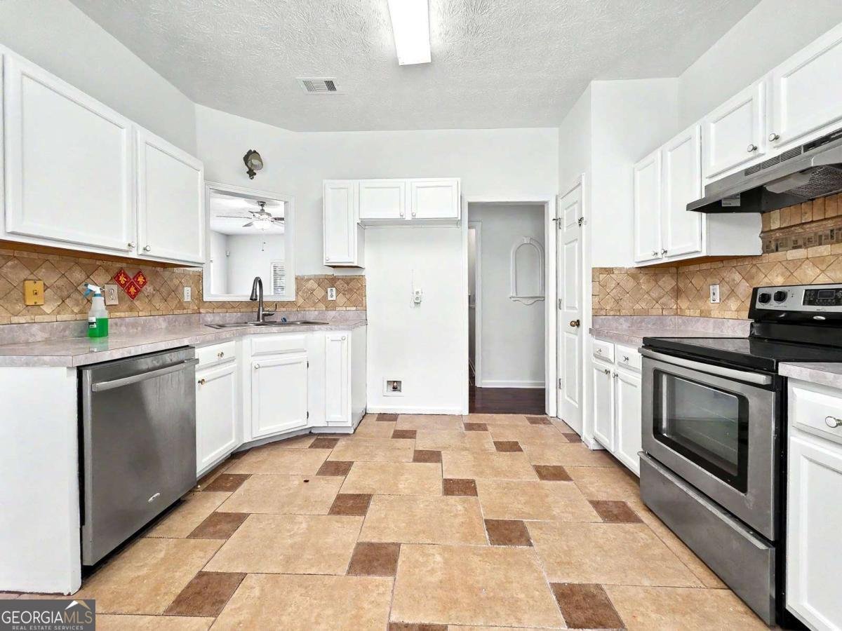 165 Shadetree Lane Lawrenceville - Photo 10