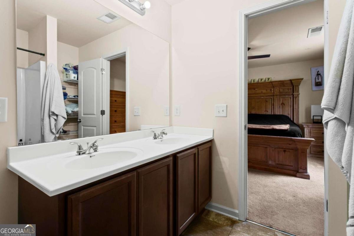 10 Windsor Court Kingston - Photo 15