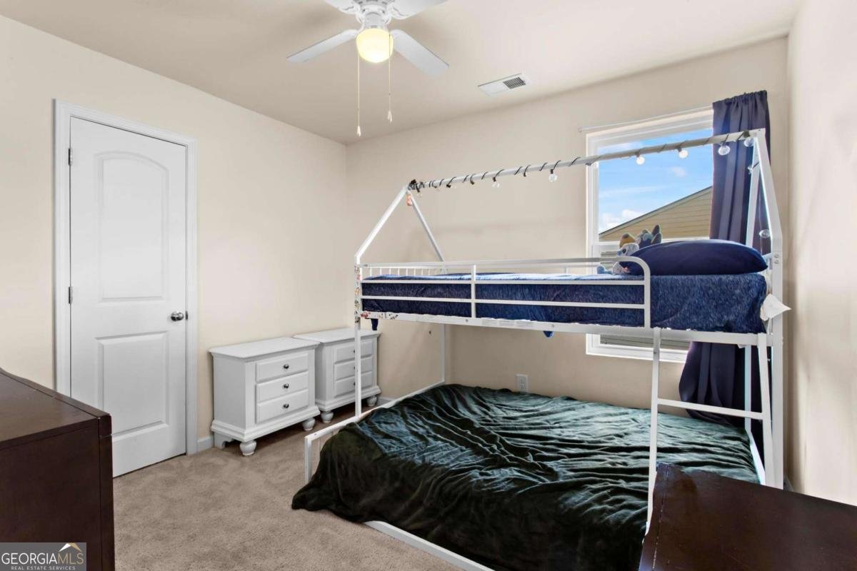 10 Windsor Court Kingston - Photo 18