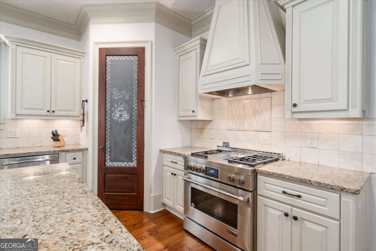 502 Navan Lane Statham - Photo 7