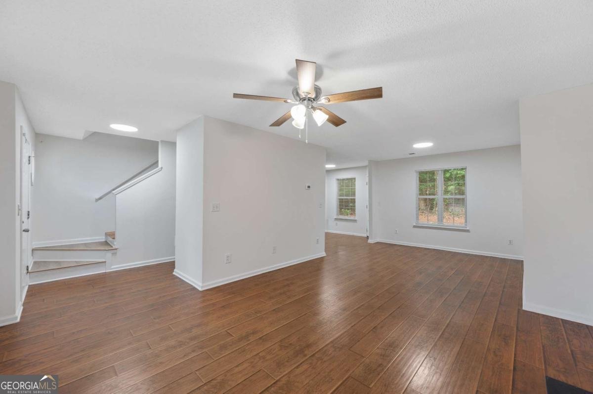 2164 Dresden Green Kennesaw - Photo 8