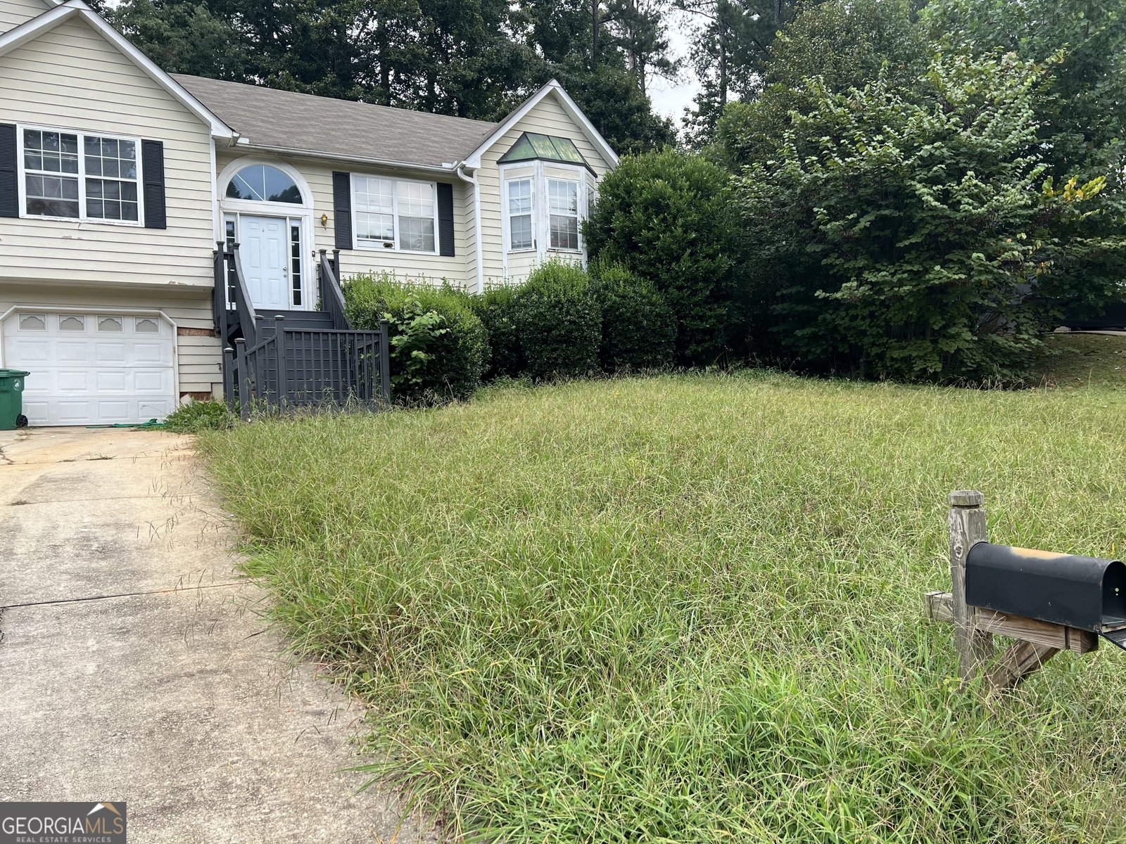 2323 Boulder Springs Drive Ellenwood - main photo