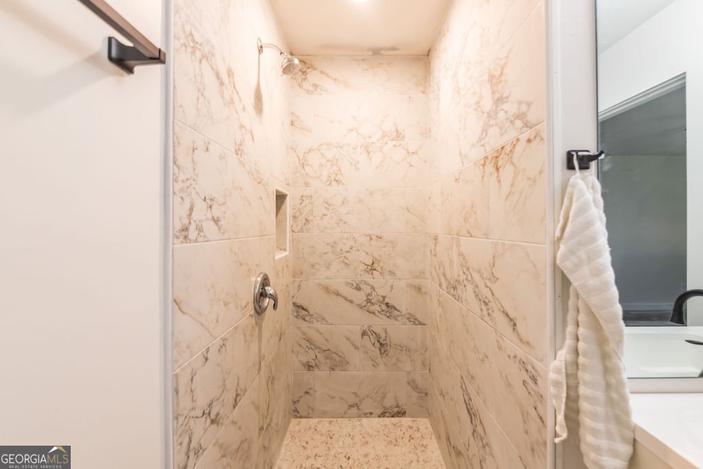 5165 WOODLAND Drive FOREST PARK - Photo 47