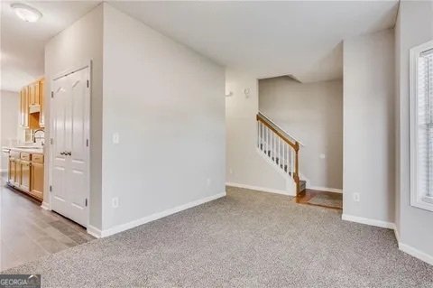 762 Commerce Riverdale - Photo 13
