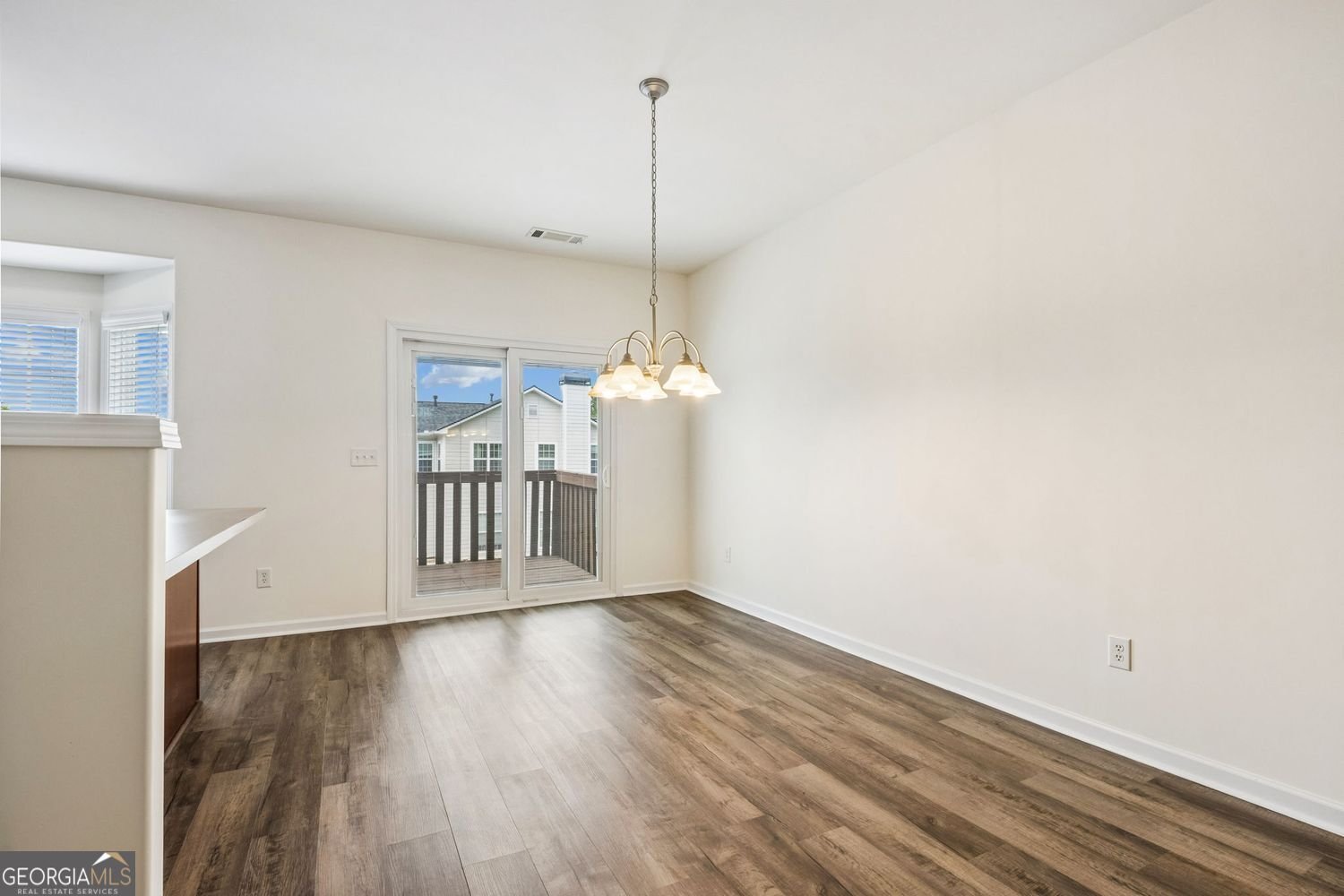 1203 Park Pass Way Suwanee - Photo 8