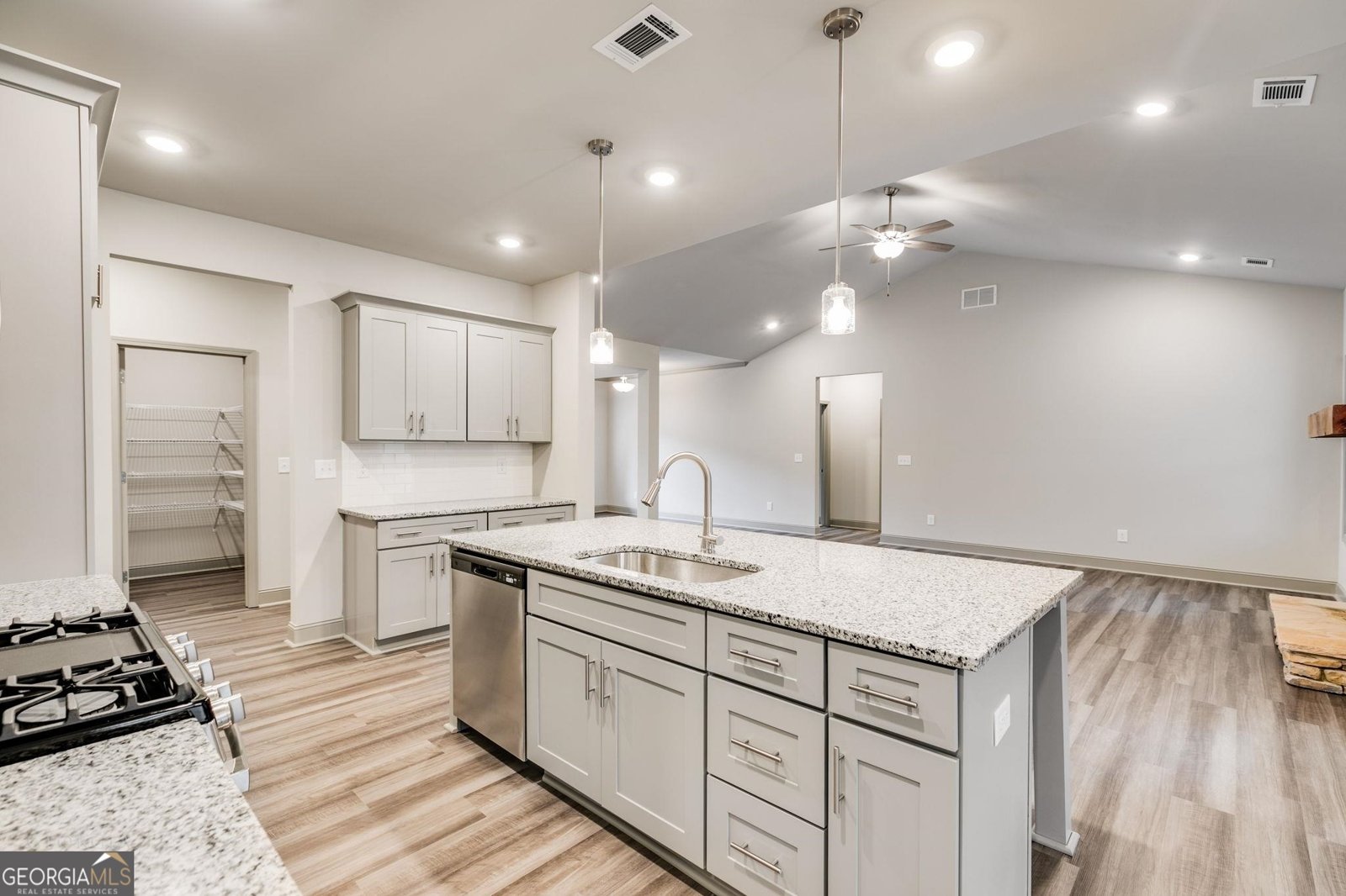 137 Holtz Drive Carrollton - Photo 9