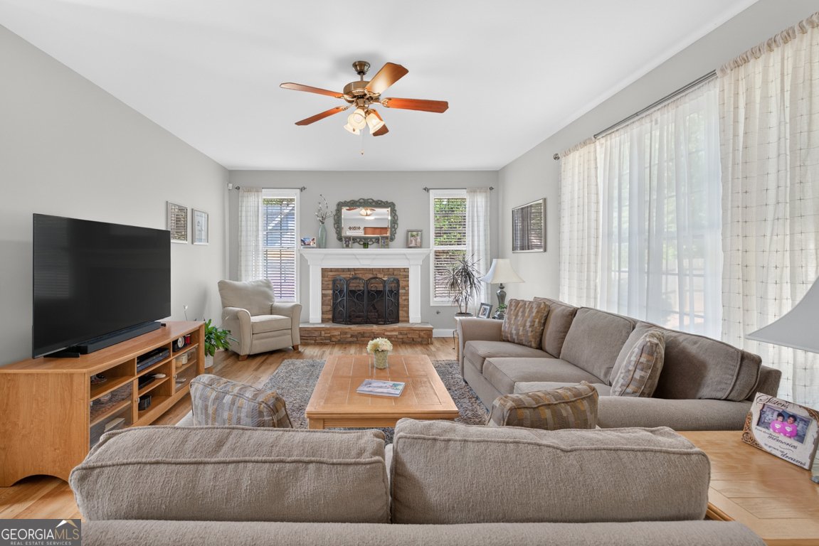 202 Prestwick Drive Hoschton - Photo 9