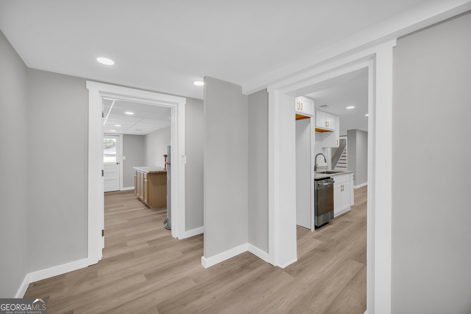 8606 Holly Springs Road Maysville - Photo 17