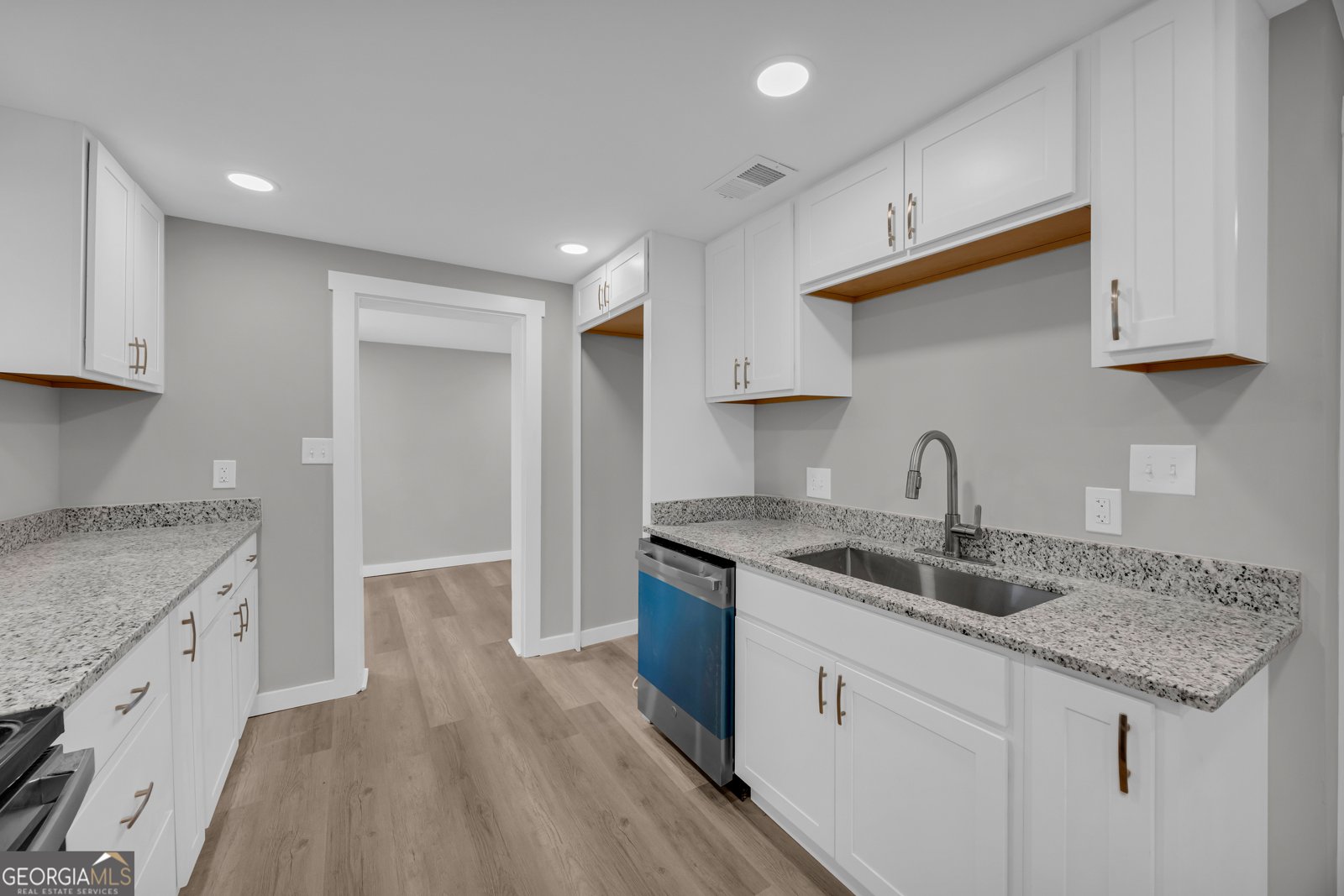 8606 Holly Springs Road Maysville - Photo 19