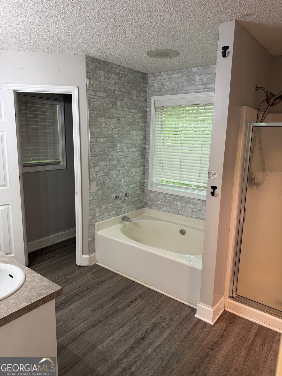 2023 Emerald Pointe Drive Winder - Photo 9