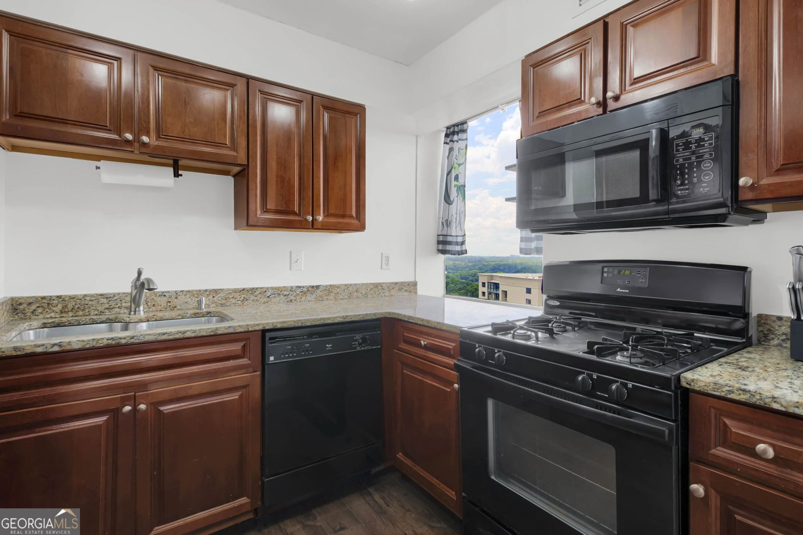 2479 Peachtree Road Atlanta - Photo 18