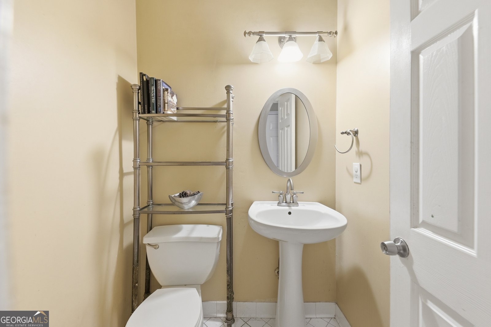 110 Varsailles Place Ellenwood - Photo 10