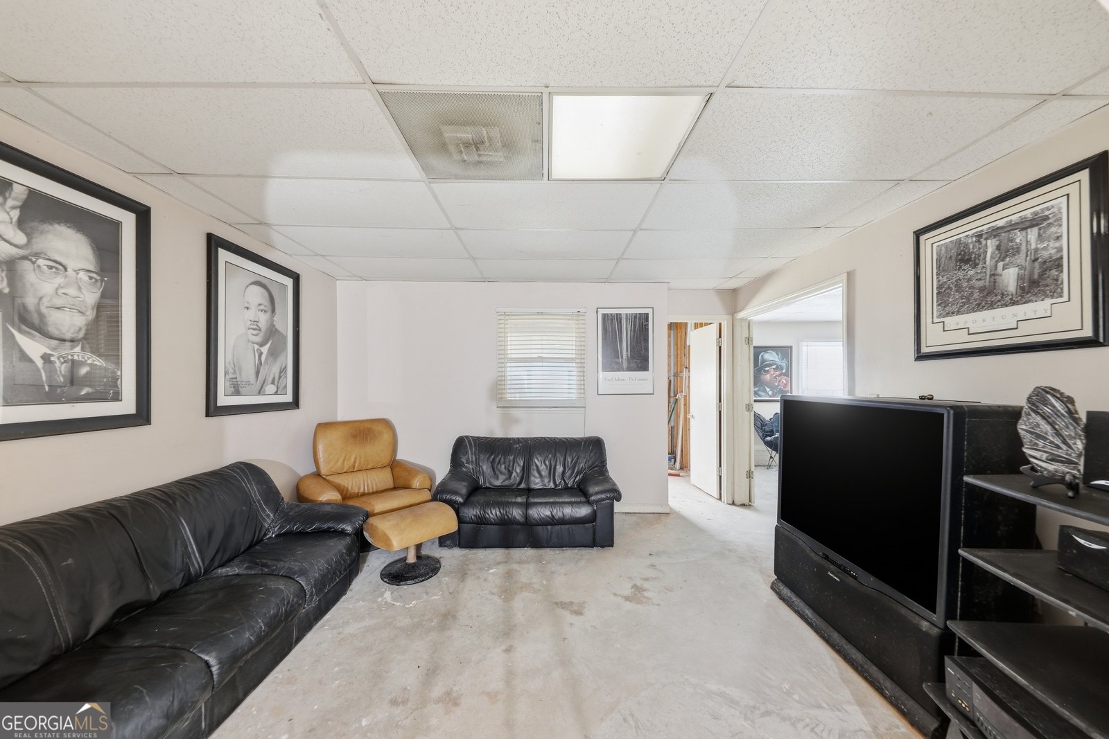 110 Varsailles Place Ellenwood - Photo 28