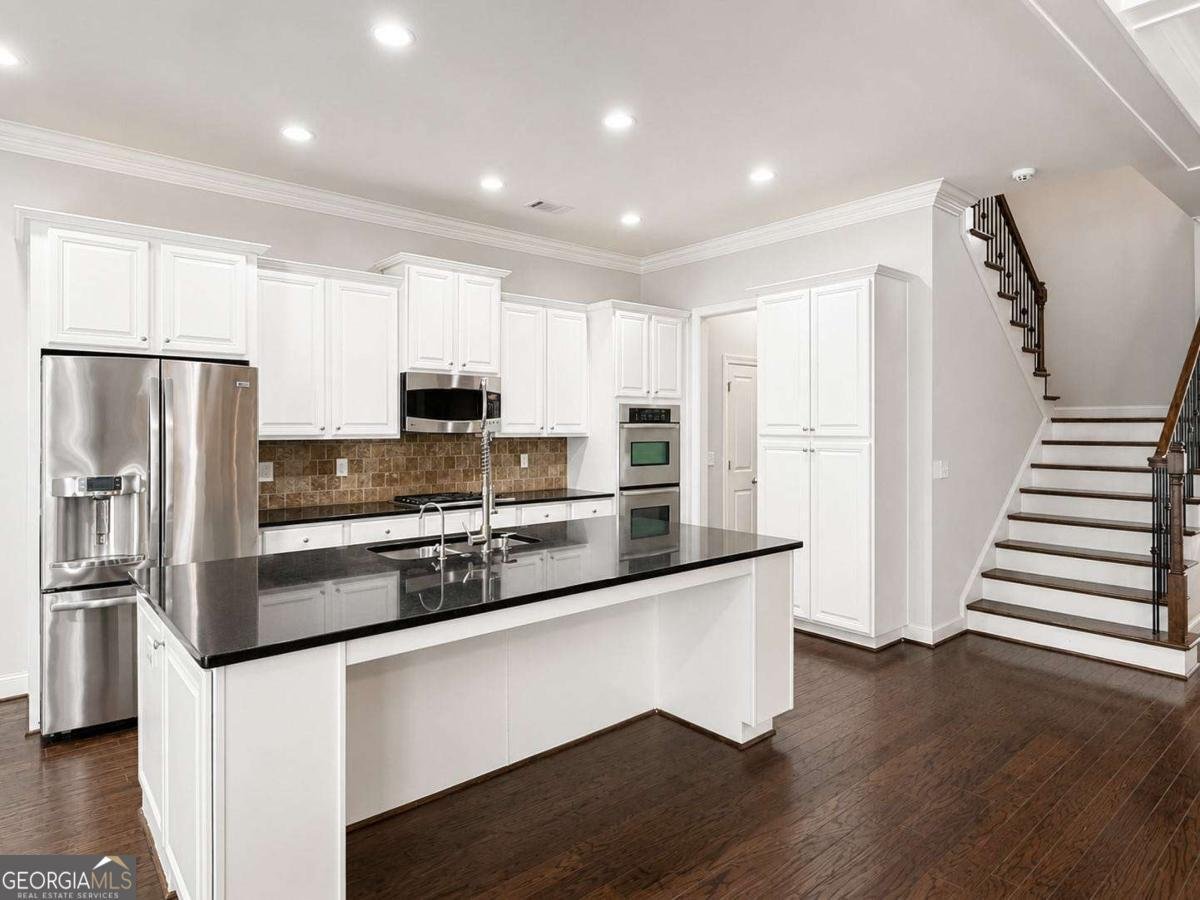 514 Glenmanor Court Atlanta - Photo 10
