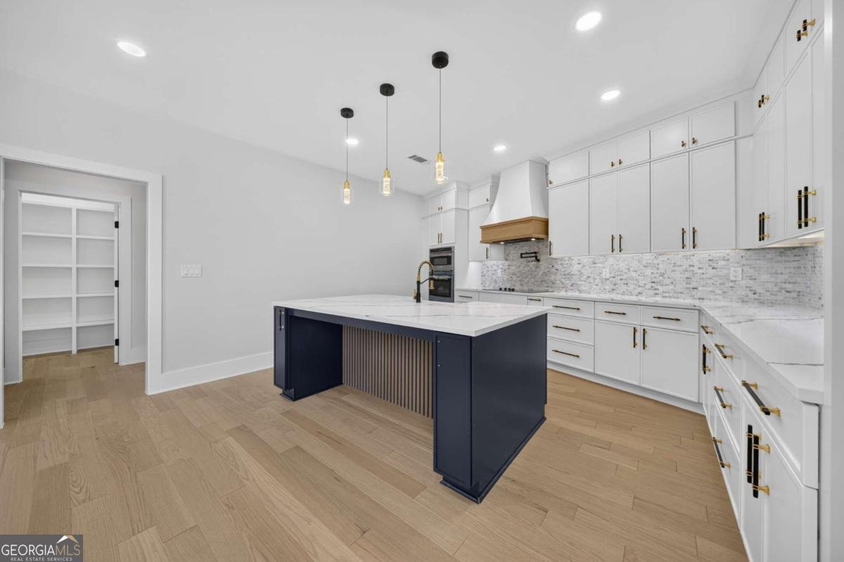 210 lacey Loganville - Photo 18