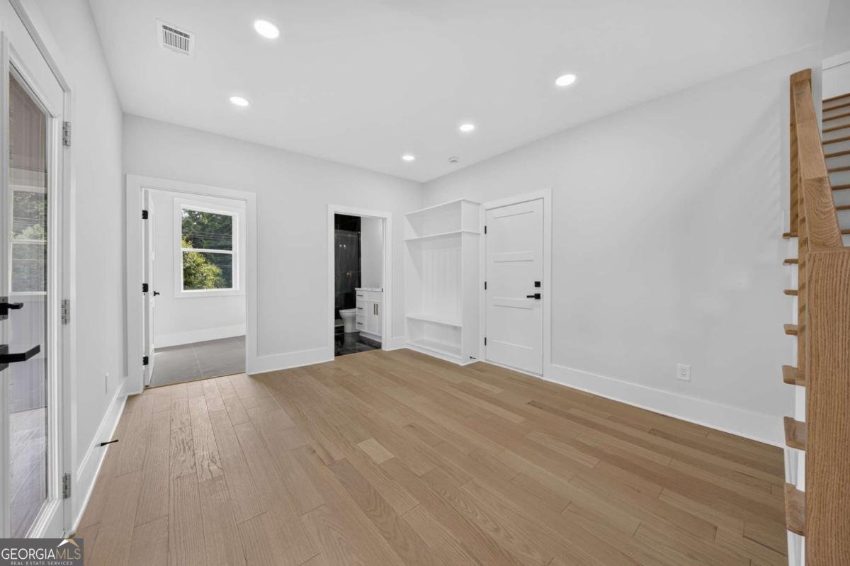 210 lacey Loganville - Photo 33