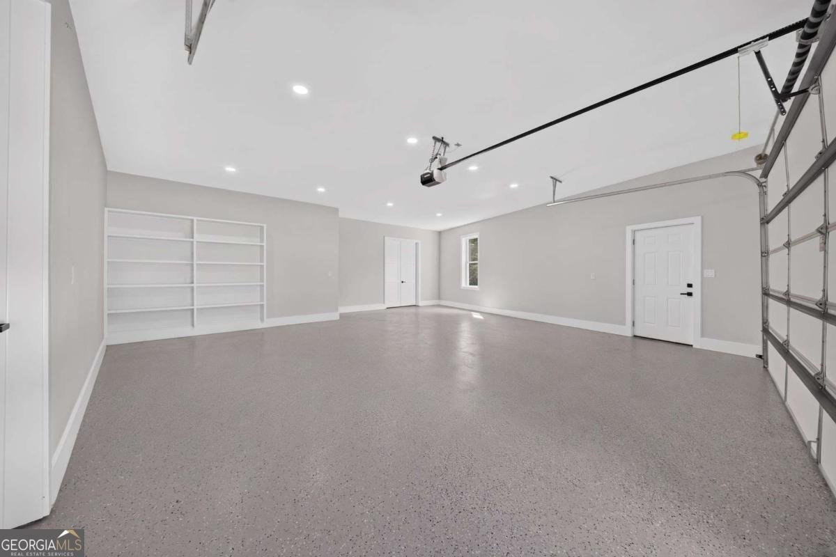 210 lacey Loganville - Photo 57