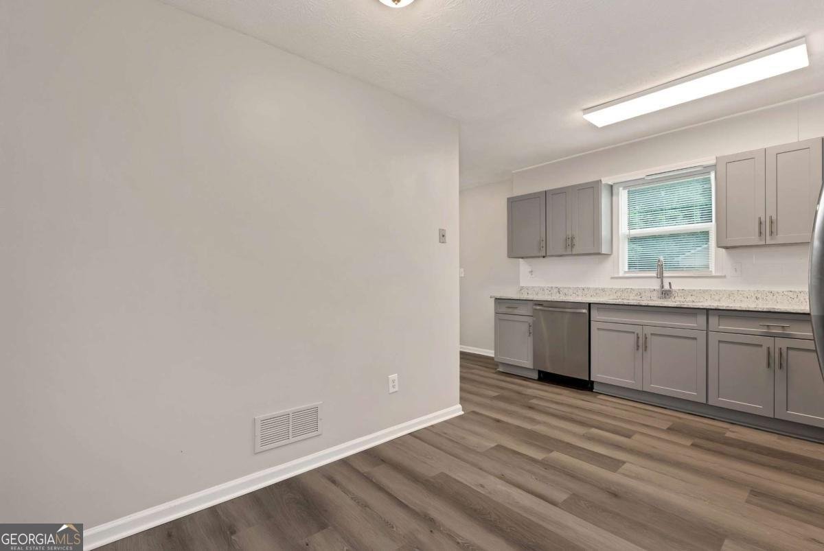 649 Oakland Way Lawrenceville - Photo 17