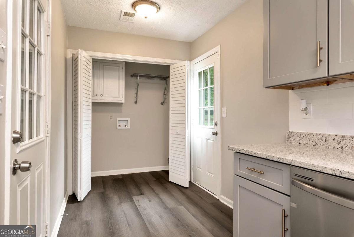 649 Oakland Way Lawrenceville - Photo 23