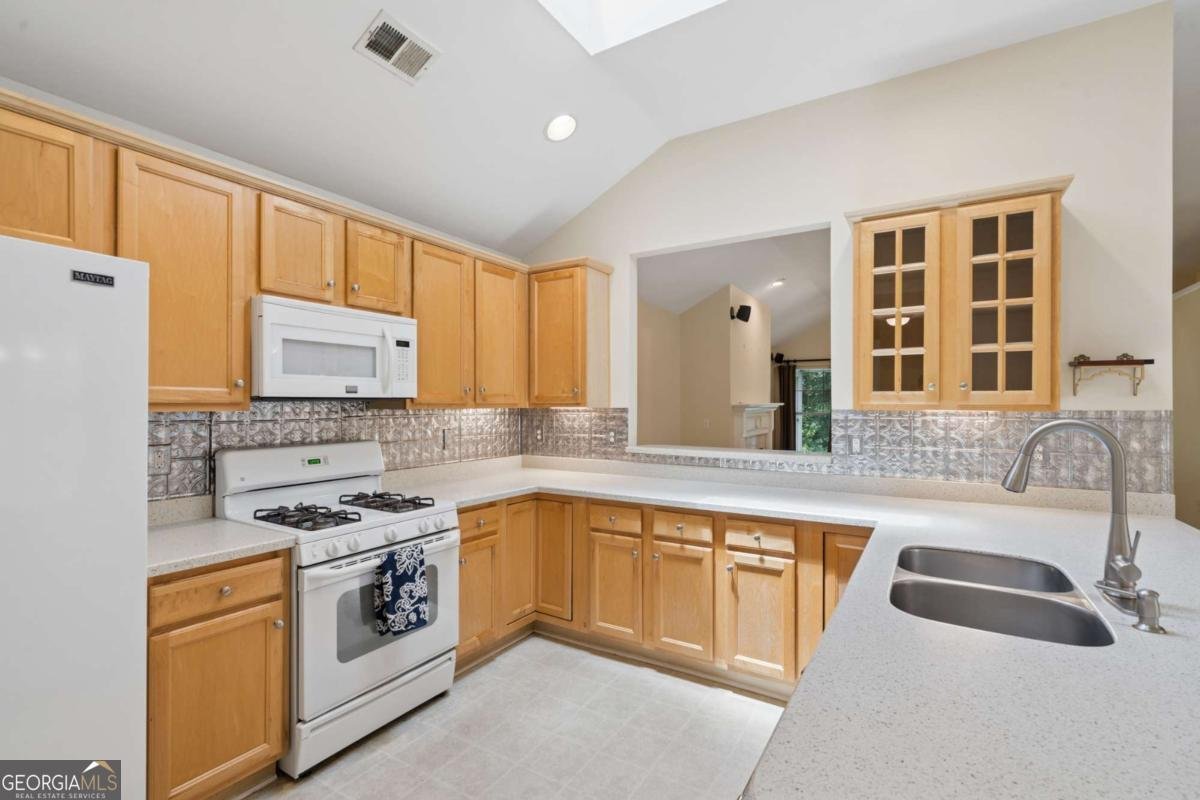 162 Cottage Club Drive Locust Grove - Photo 10