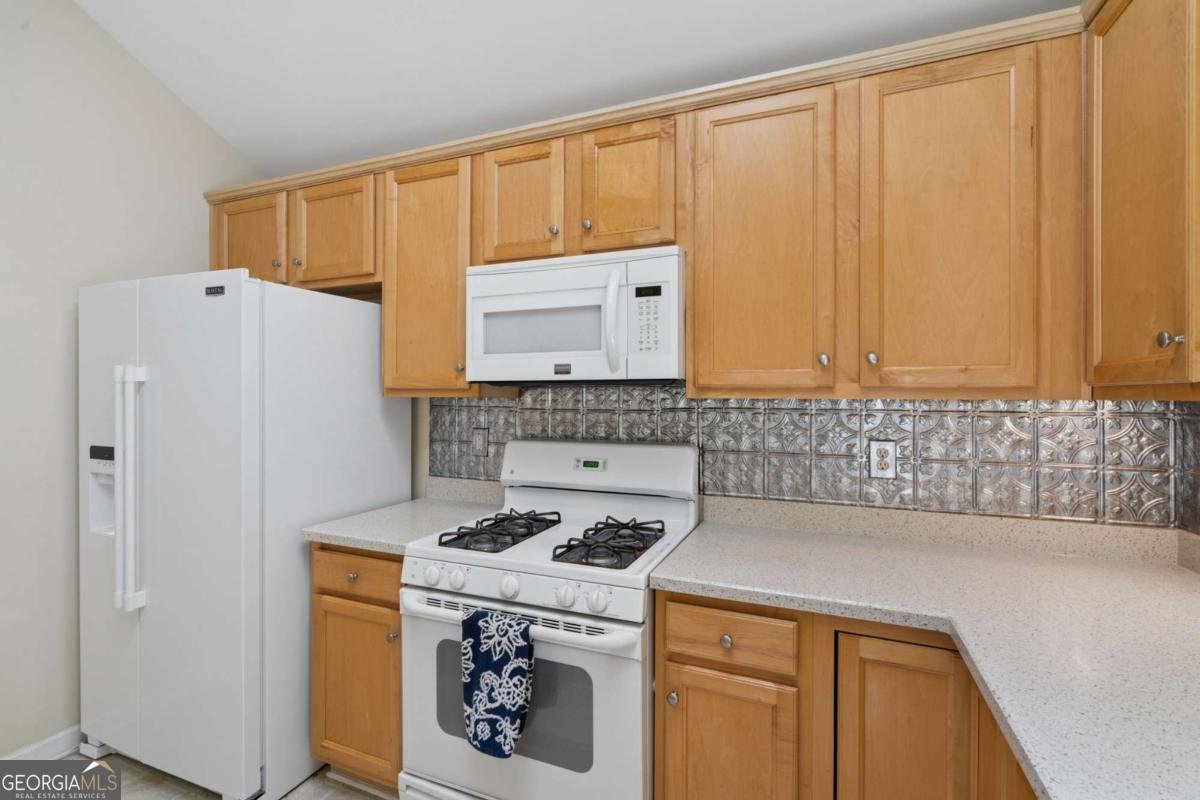 162 Cottage Club Drive Locust Grove - Photo 11