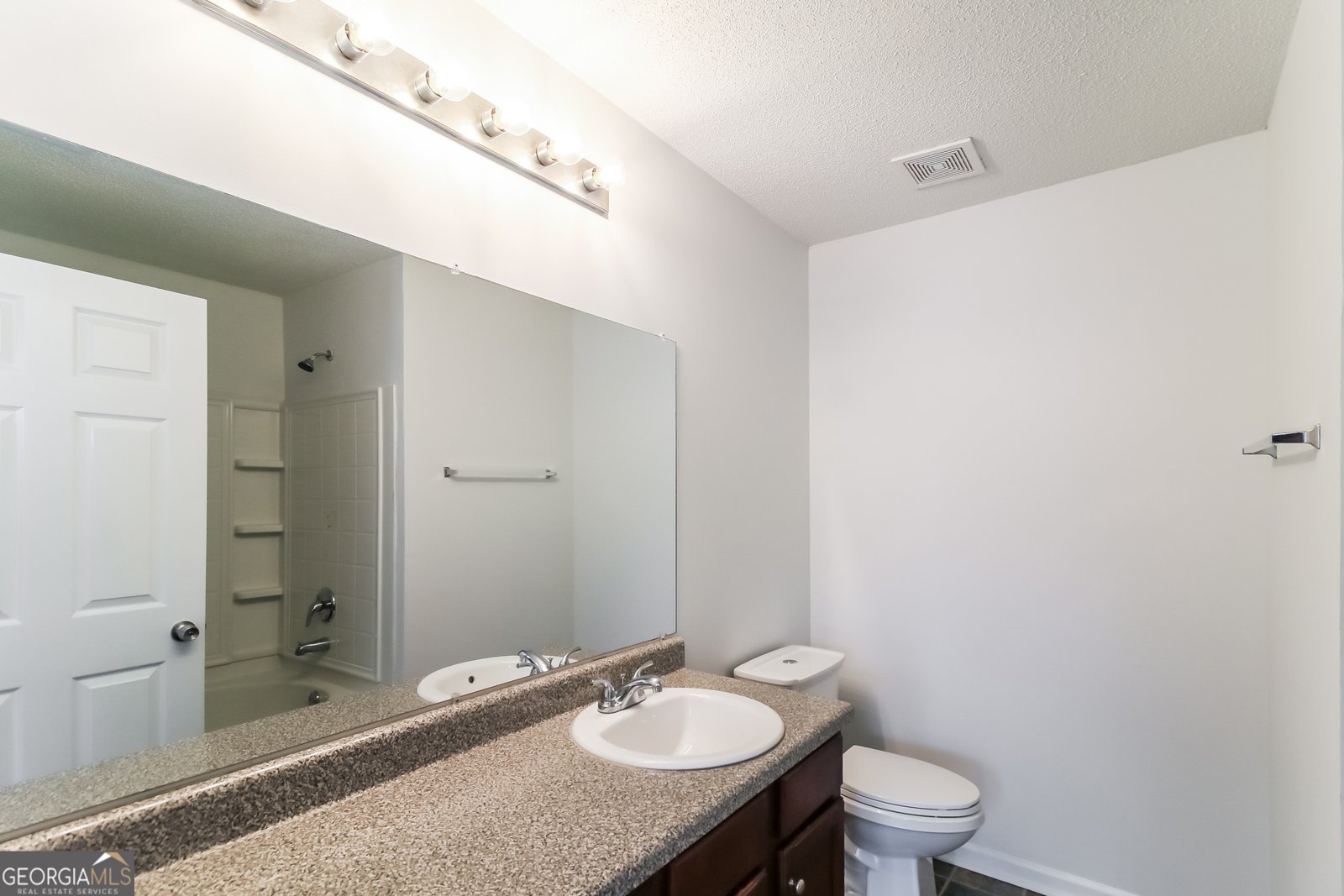 6090 Oak Bend Court Riverdale - Photo 10