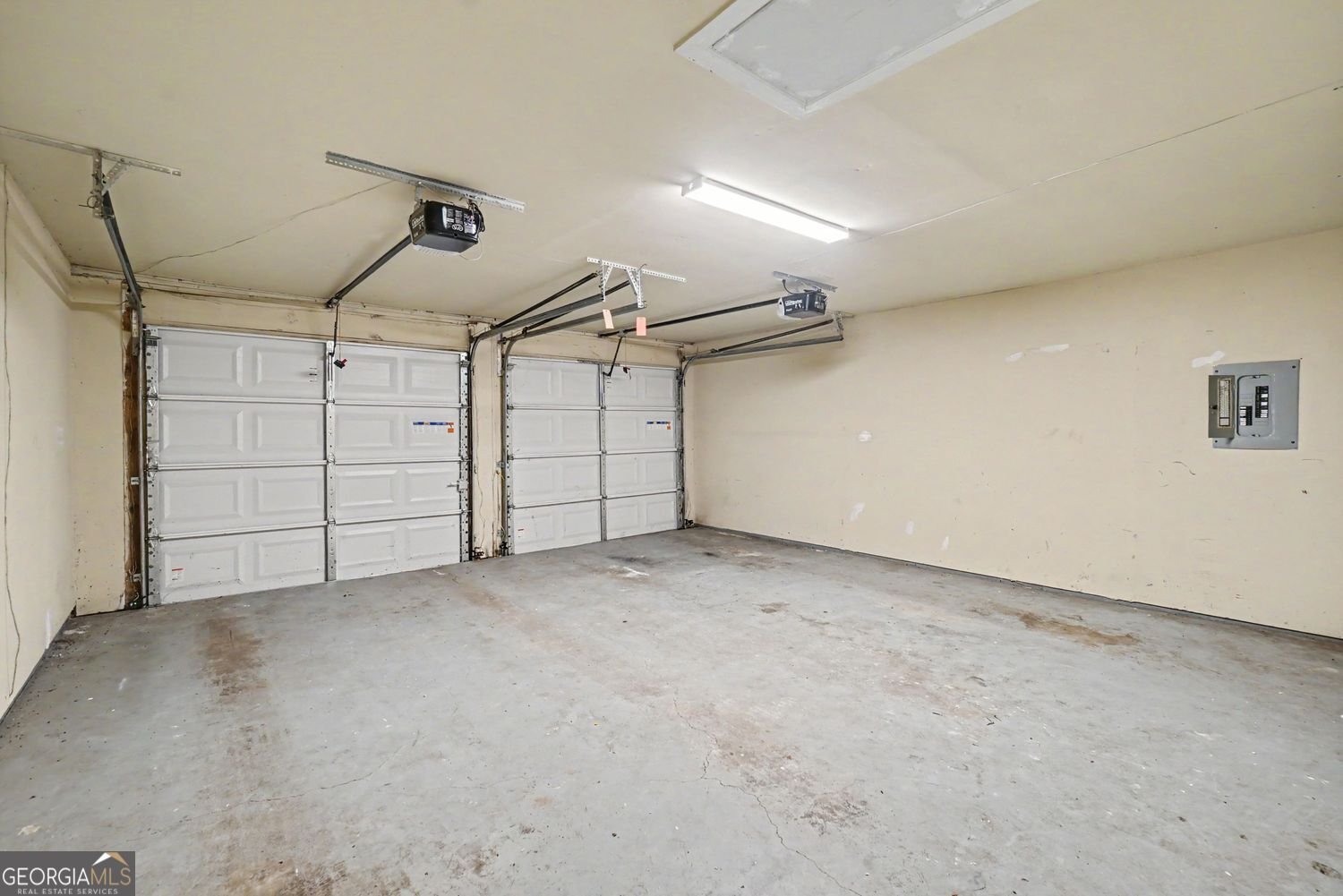 529 Bluff Court Woodstock - Photo 21