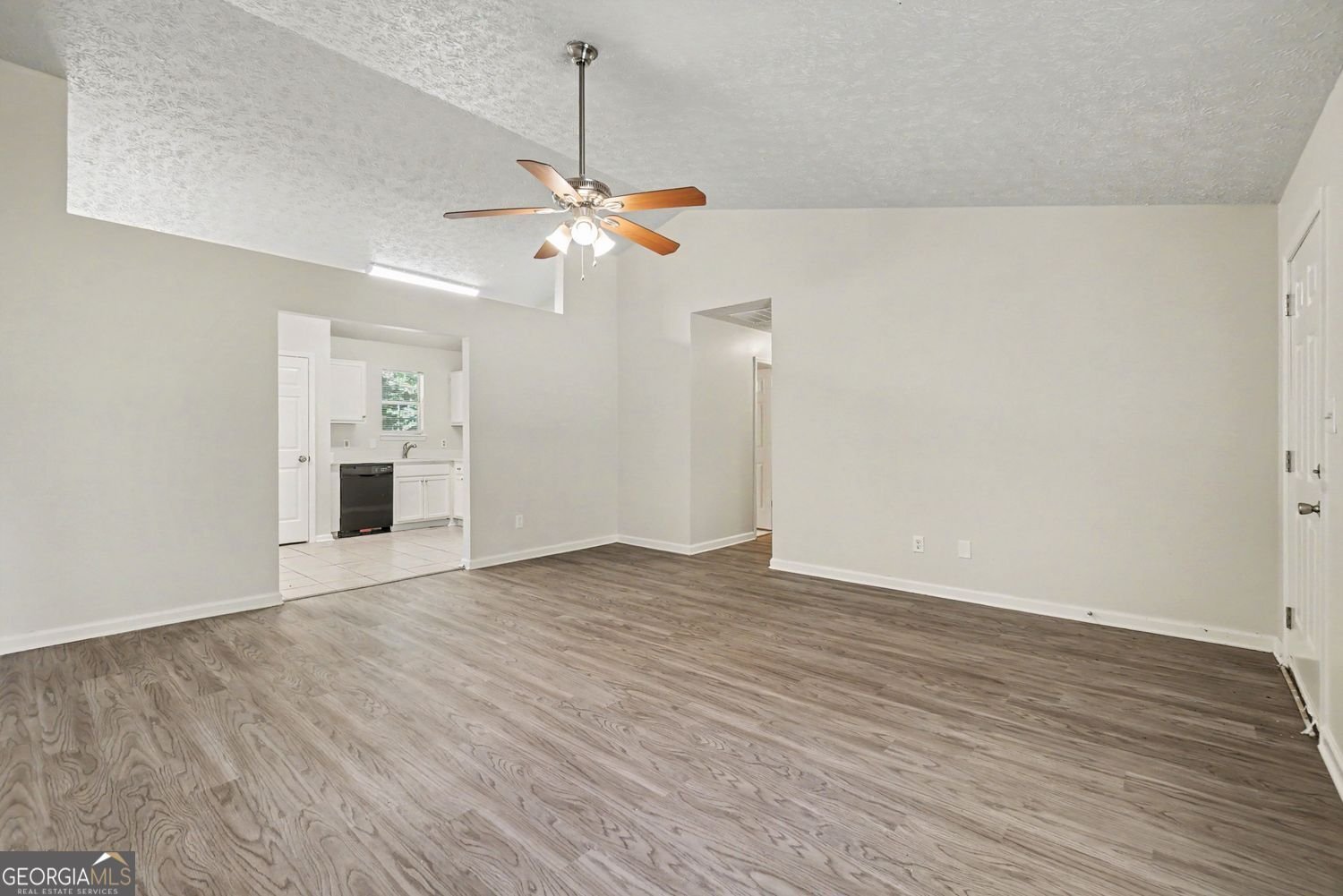 529 Bluff Court Woodstock - Photo 6