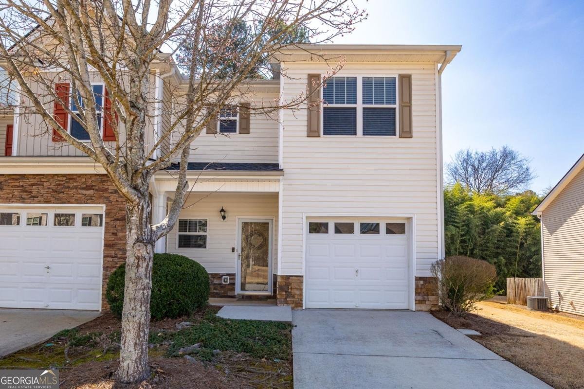 536 Oakside Place Acworth - main photo