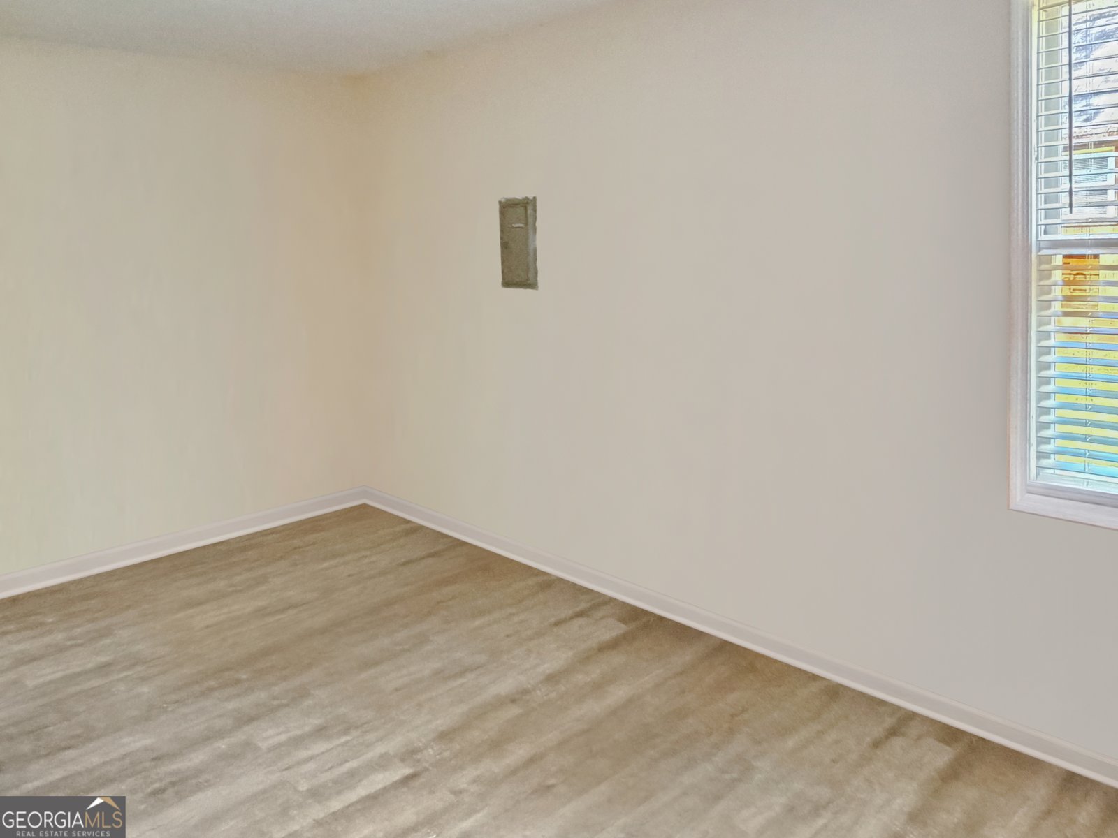 5687 Pine Meadows Court Morrow - Photo 7