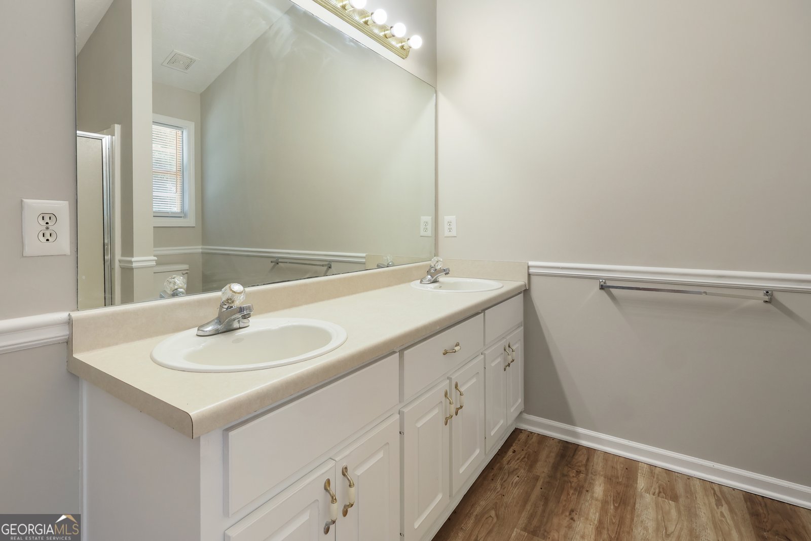 215 Cambridge Way Covington - Photo 17