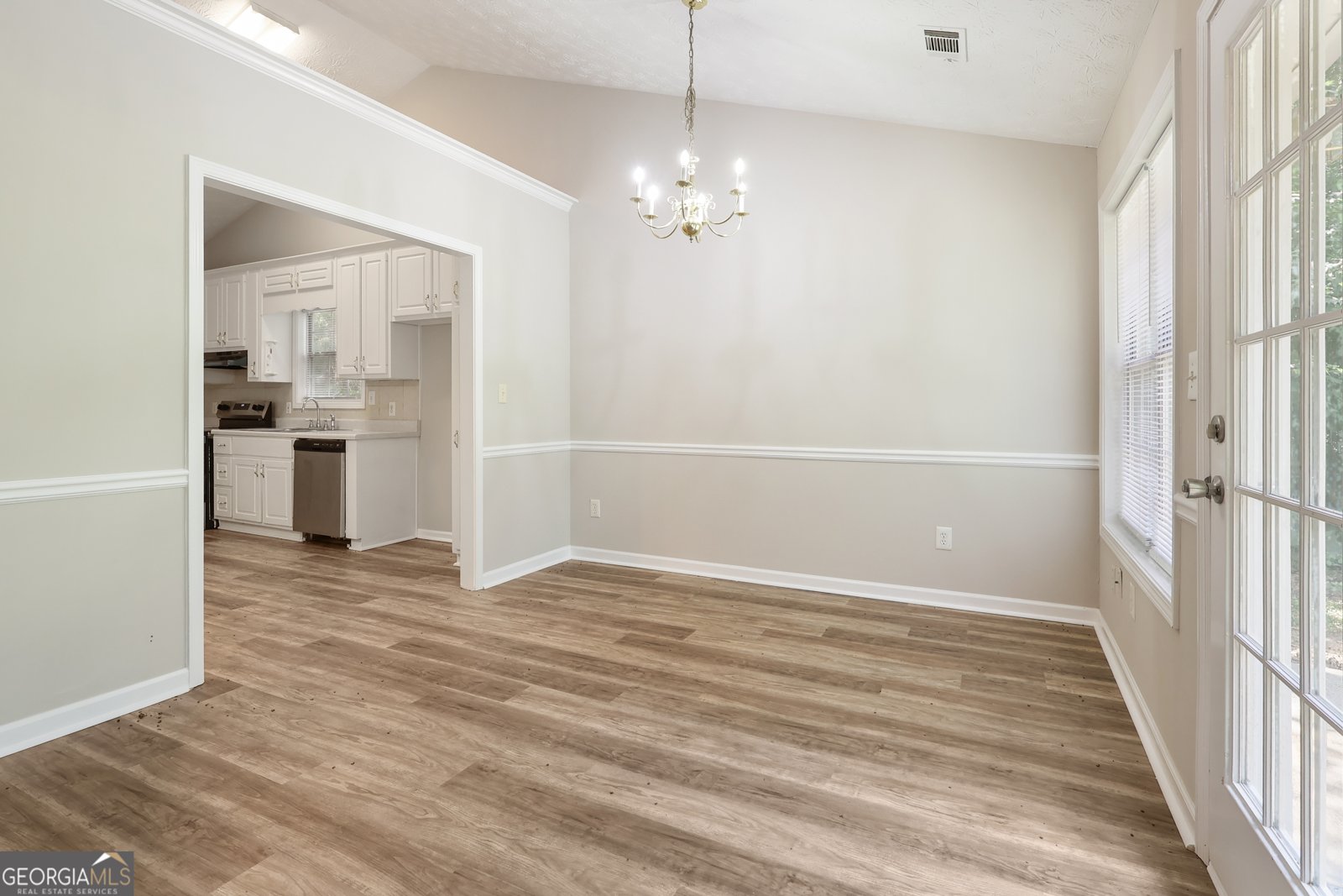 215 Cambridge Way Covington - Photo 8