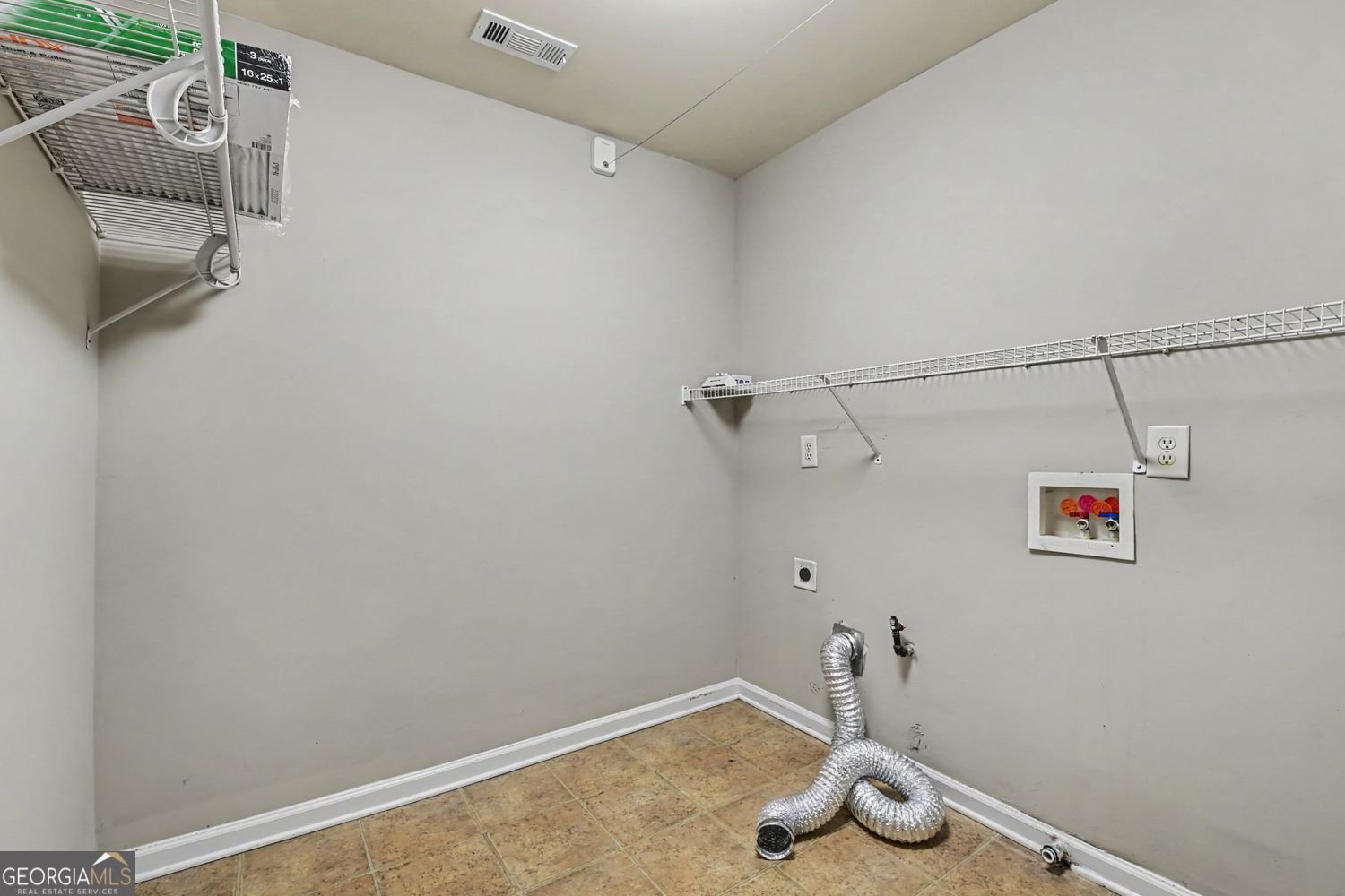 684 King Sword Court Mableton - Photo 27