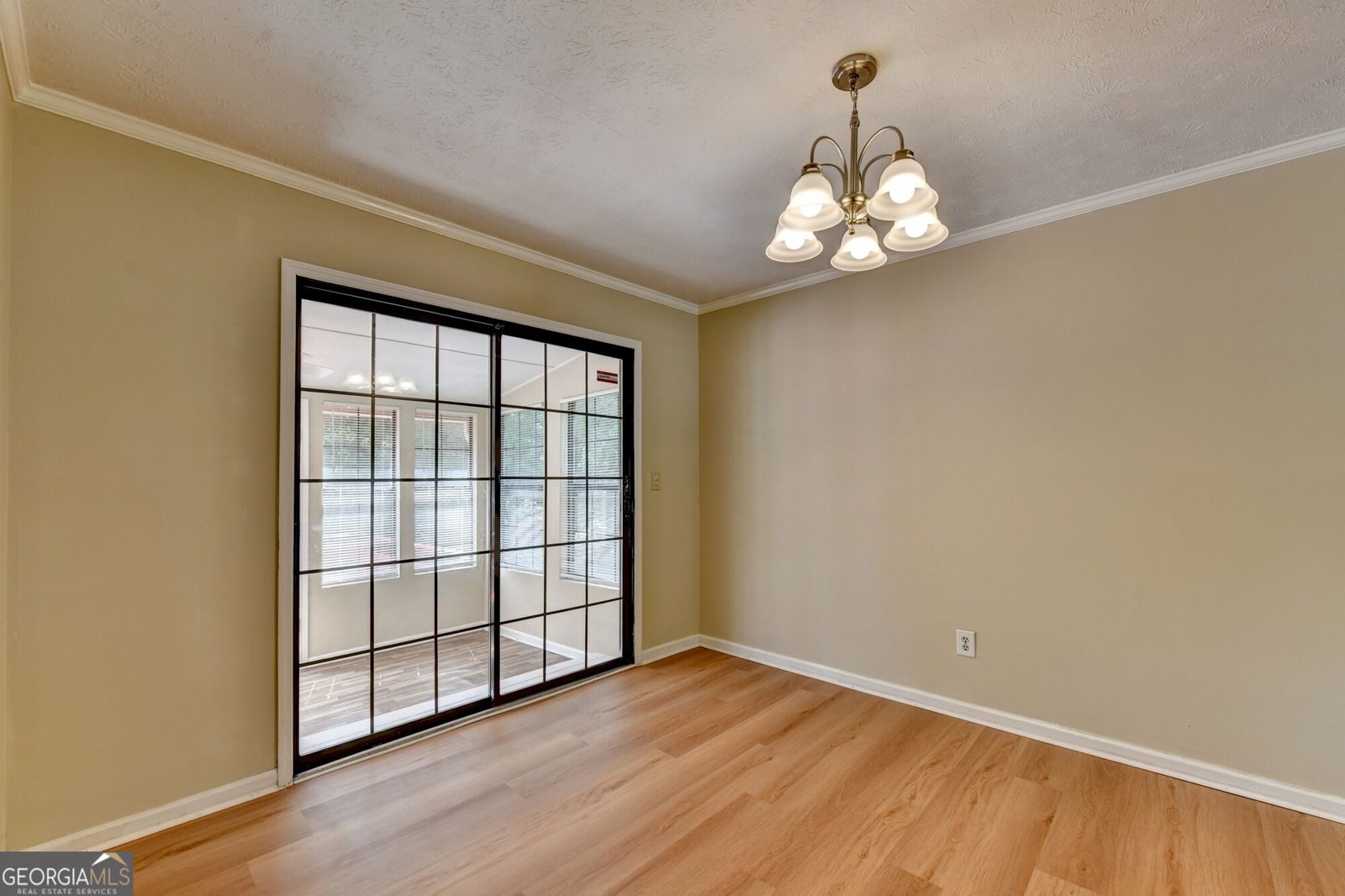 2484 Rhoanoke Drive Duluth - Photo 10