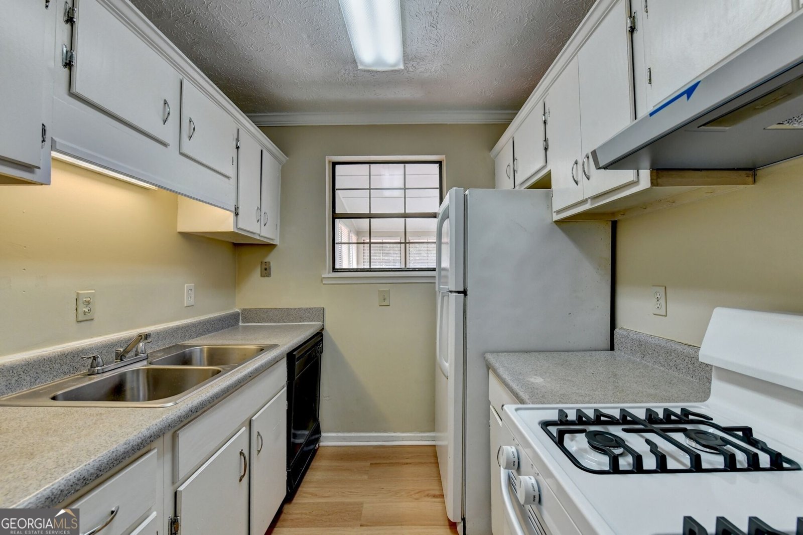 2484 Rhoanoke Drive Duluth - Photo 11