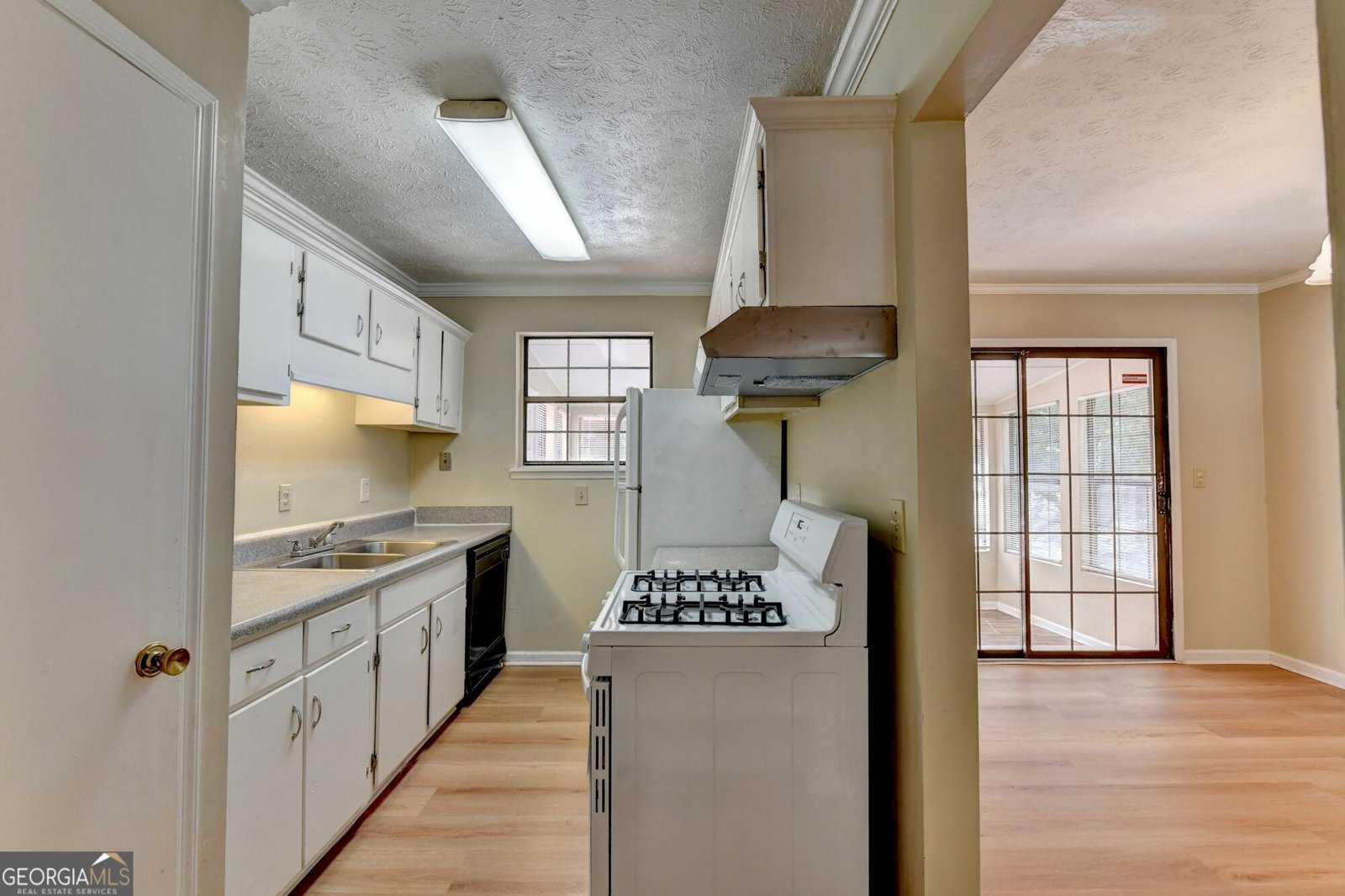 2484 Rhoanoke Drive Duluth - Photo 15