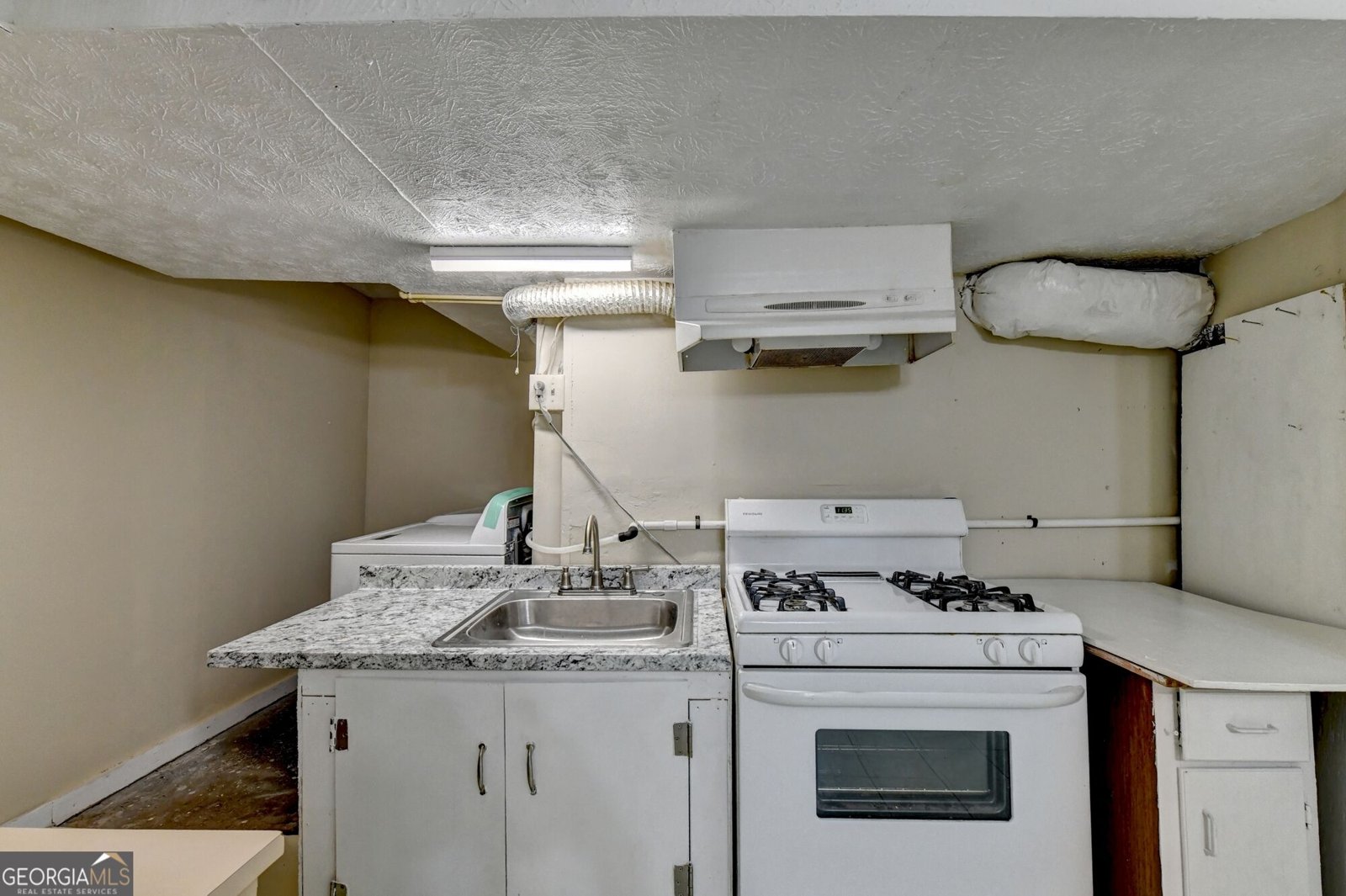 2484 Rhoanoke Drive Duluth - Photo 28