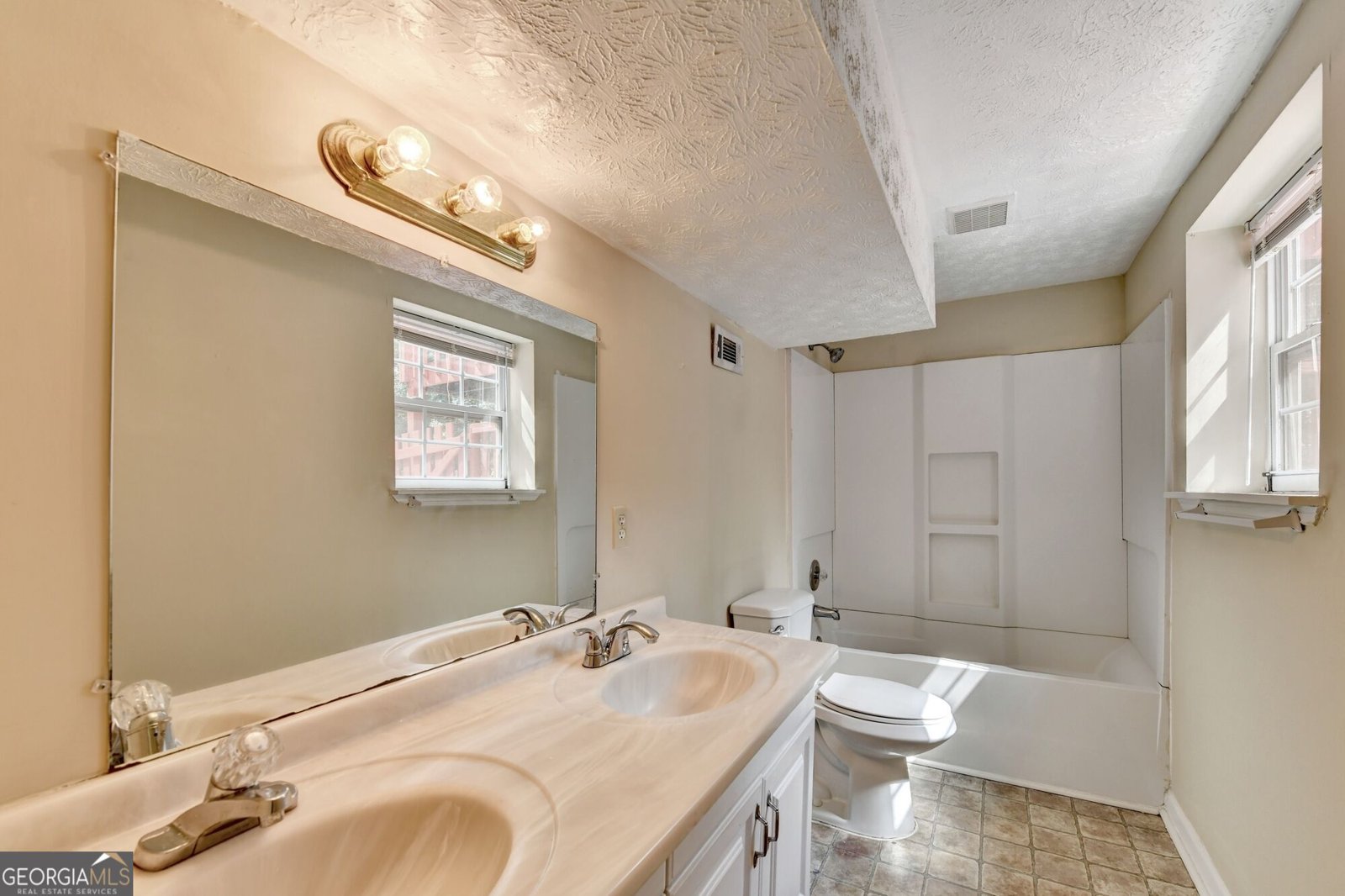 2484 Rhoanoke Drive Duluth - Photo 36