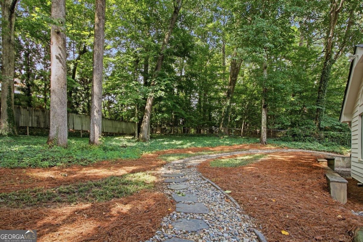 1960 Royal Court Atlanta - Photo 43