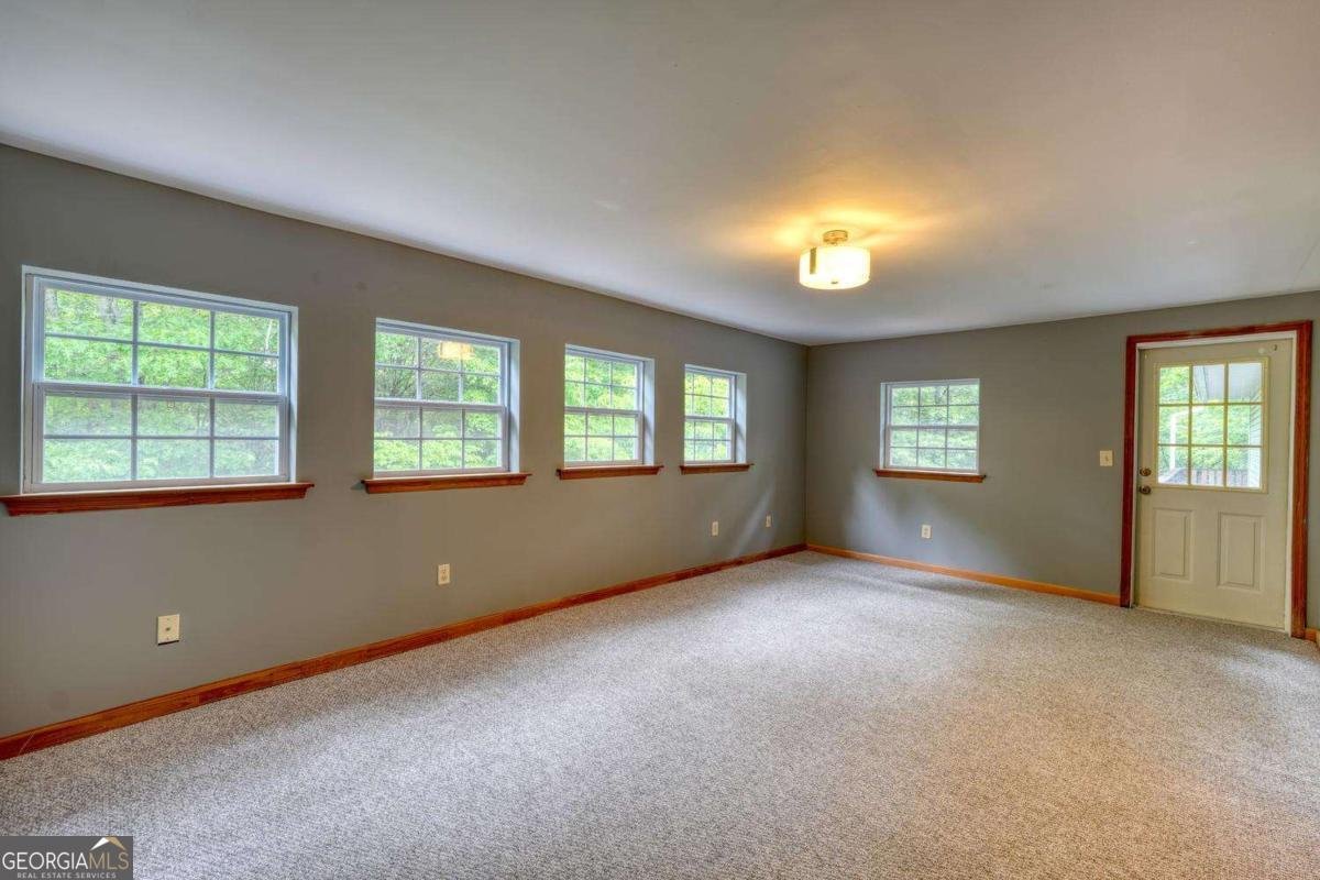 1066 Ridge Road Hiawassee - Photo 18