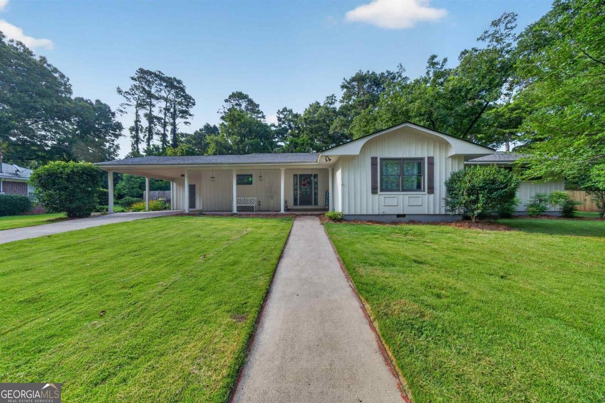 111 Dogwood Lane Eatonton - main photo
